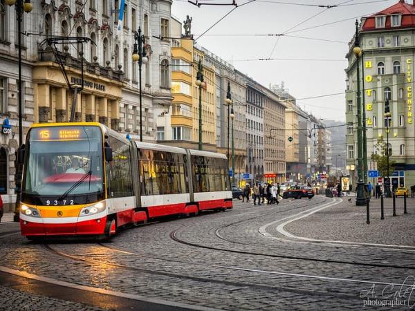 Transporte en Praga. Descargar planos de metro y tranvía en Praga. Cómo moverse por Praga&nbsp;.